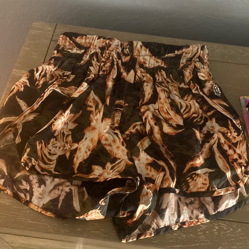 Free people movement the way home shorts size medium